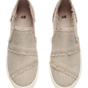 Frayed Canvas Slip-On Sneakers – Neutral Beige | Size 9